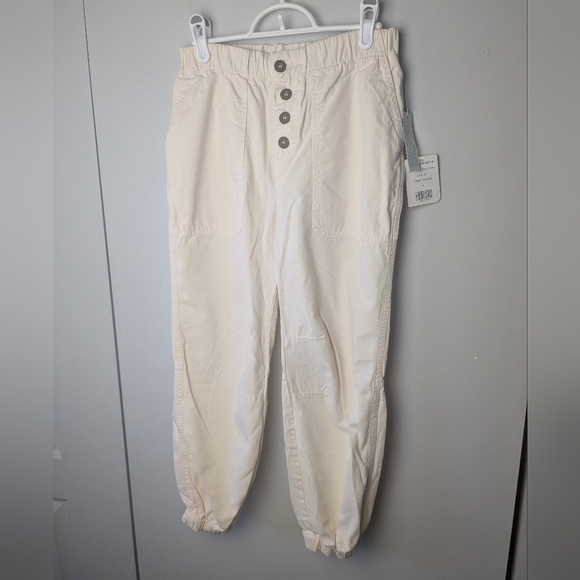 NWT FREE PEOPLE Capri Cadet Pull On Pant Size S 100% Cotton Color Ivory Relaxed - Picture 2 of 15